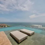 Stunning Sea View And Historic Center 20Th Fl/ 2Br