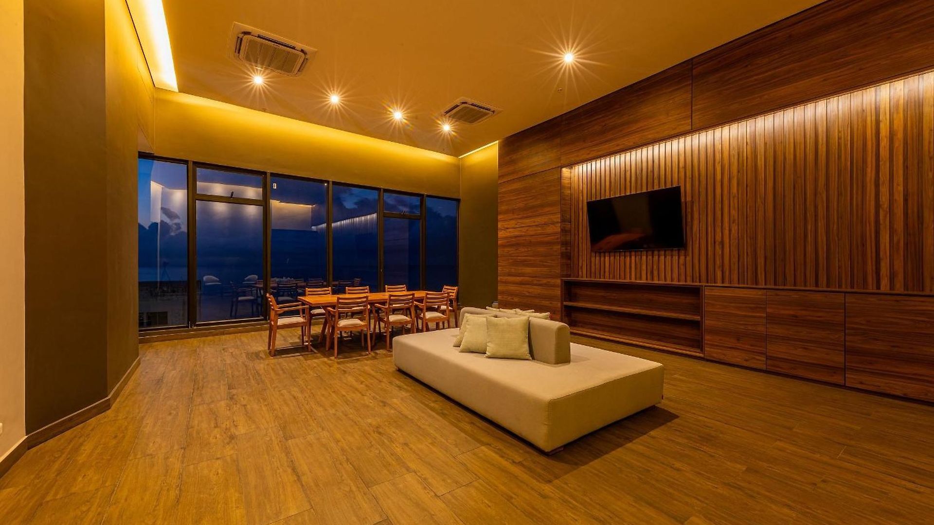 Stunning Sea View And Historic Center 20th Fl/ 2br Apartamento *