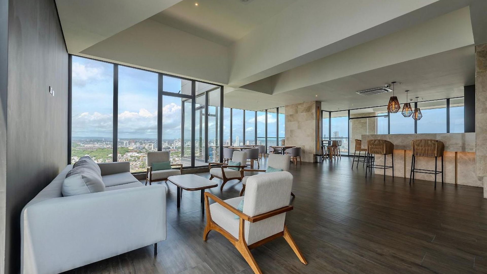 Stunning Sea View And Historic Center 20th Fl/ 2br Apartamento *