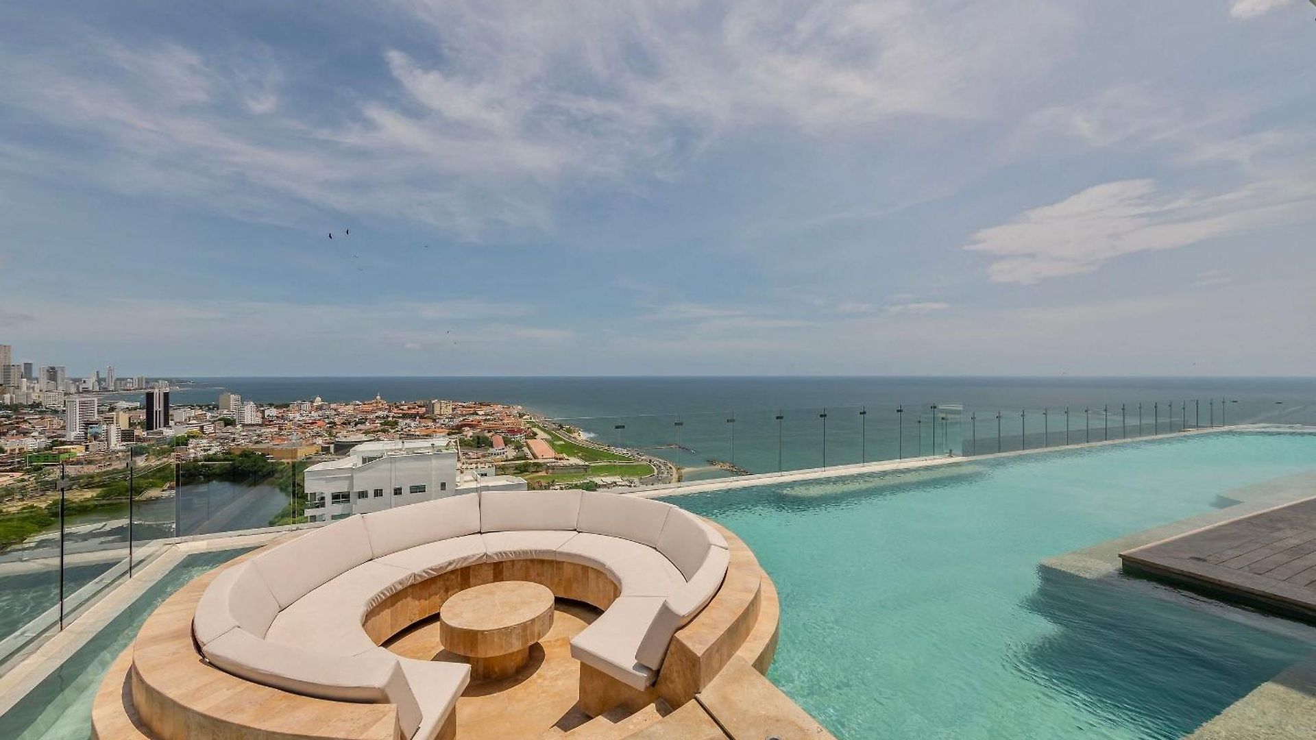 Apartamento Stunning Sea View And Historic Center 20th Fl/ 2br *