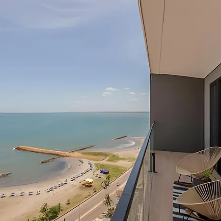 Apartment Stunning Sea View And Historic Center 20th Fl/ 2br