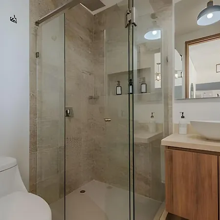 Apartment Stunning Sea View And Historic Center 20th Fl/ 2br *
