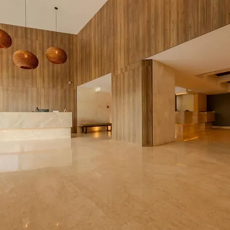 Apartamento Stunning Sea View And Historic Center 20th Fl/ 2br *