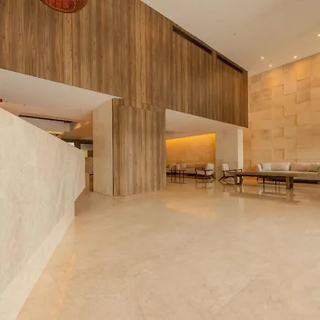 Apartamento Stunning Sea View And Historic Center 20th Fl/ 2br *