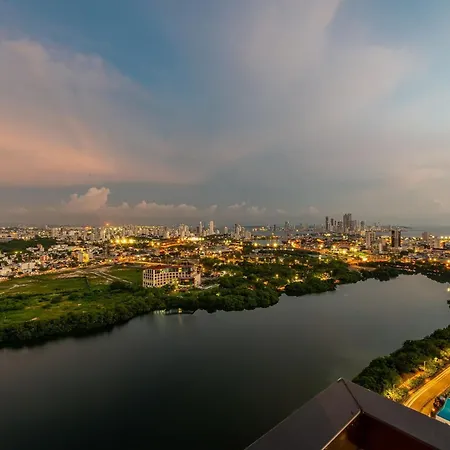 Stunning Sea View And Historic Center 20th Fl/ 2br * Cartagena