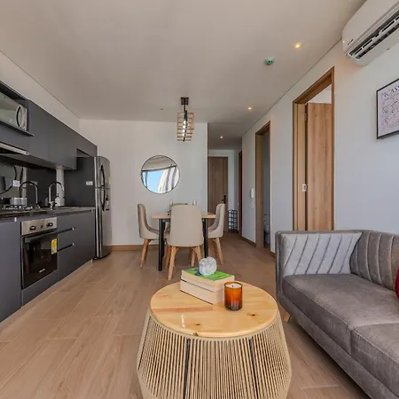 Stunning Sea View And Historic Center 20th Fl/ 2br