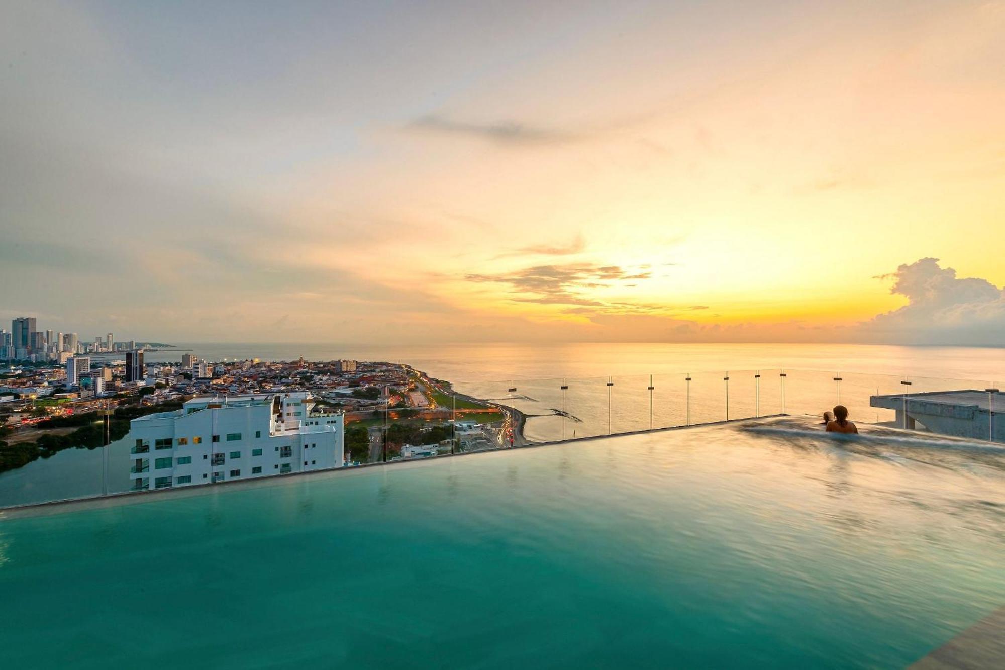 Stunning Sea View And Historic Center 20th Fl/ 2br Apartamento Cartagena