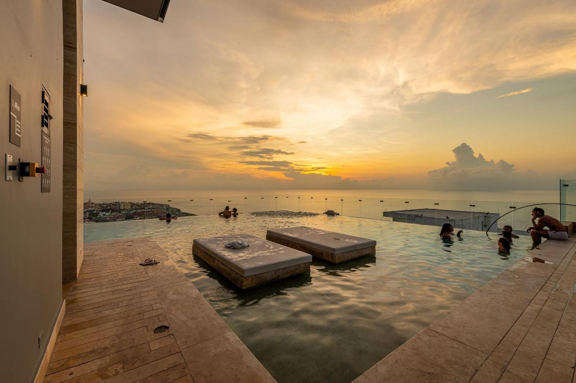 Stunning Sea View And Historic Center 20th Fl/ 2br Apartamento