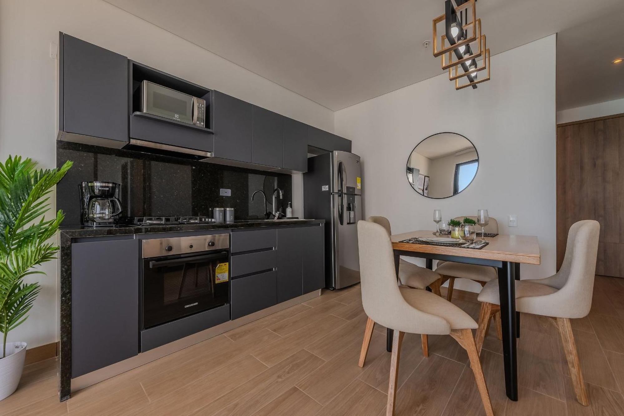 Stunning Sea View And Historic Center 20th Fl/ 2br * Cartagena