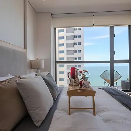 Stunning Sea View And Historic Center 20th Fl/ 2br