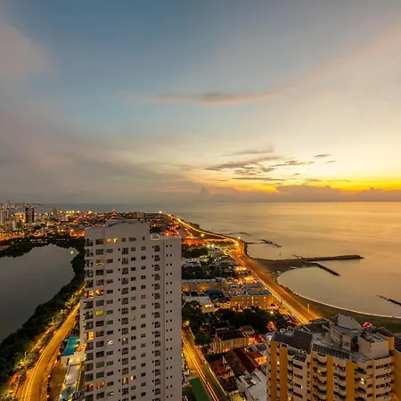 Stunning Sea View And Historic Center 20th Fl/ 2br Apartamento *
