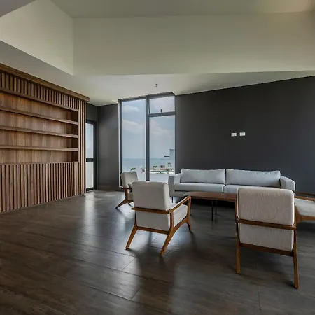 Stunning Sea View And Historic Center 20th Fl/ 2br Cartagena