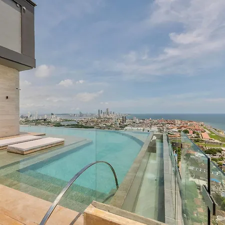 Stunning Sea View And Historic Center 20th Fl/ 2br Apartamento
